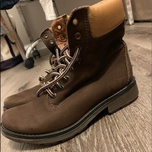Steve Madden boots